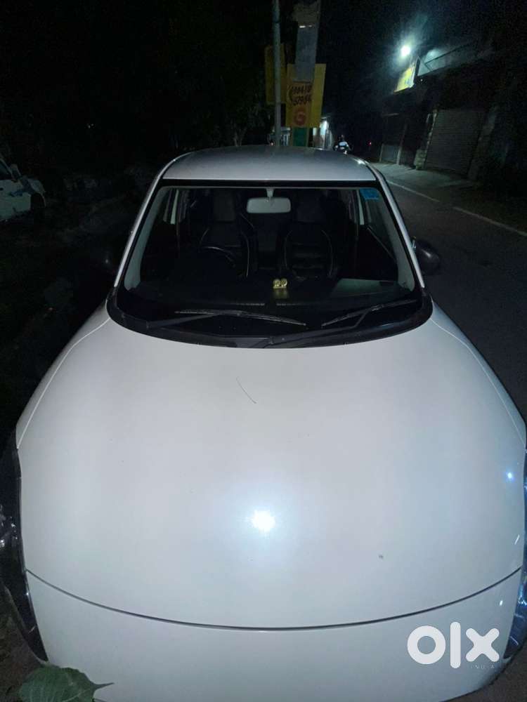 Swift Maruti Lxi 2024