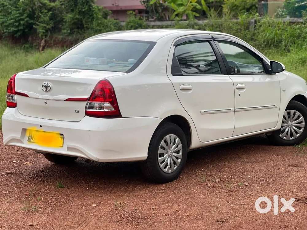 Toyota Etios 2017 Petrol Well Maintained