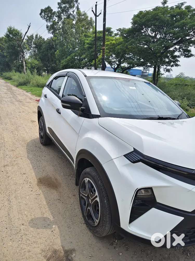 Tata Nexon Petrol Manual 2024 Year