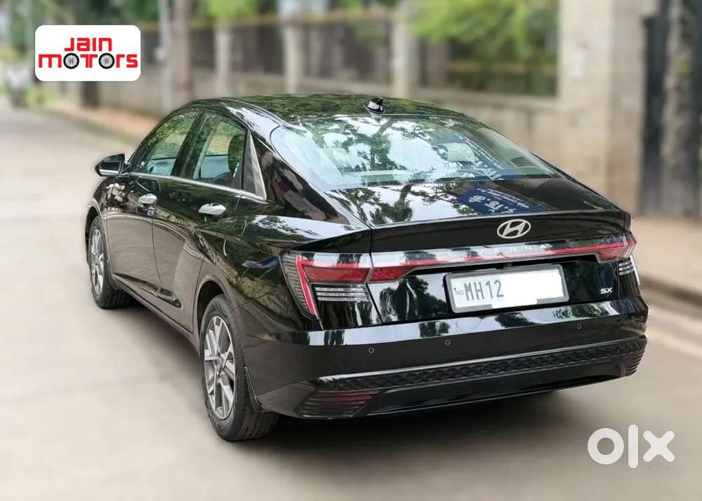 Hyundai Verna 1.5 Sx Petrol Mt, 2023, Petrol
