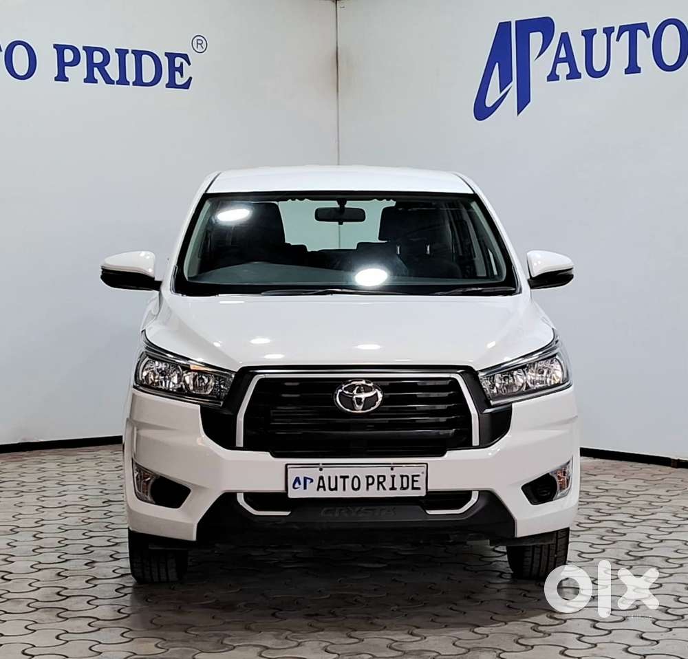 Toyota Innova Crysta 2.4 G Mt 7 Str, 2023, Diesel
