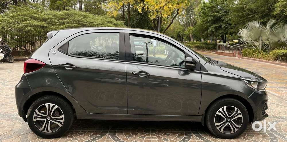 Tata Tiago 1.2 Revotron Xt (o), 2024, Petrol