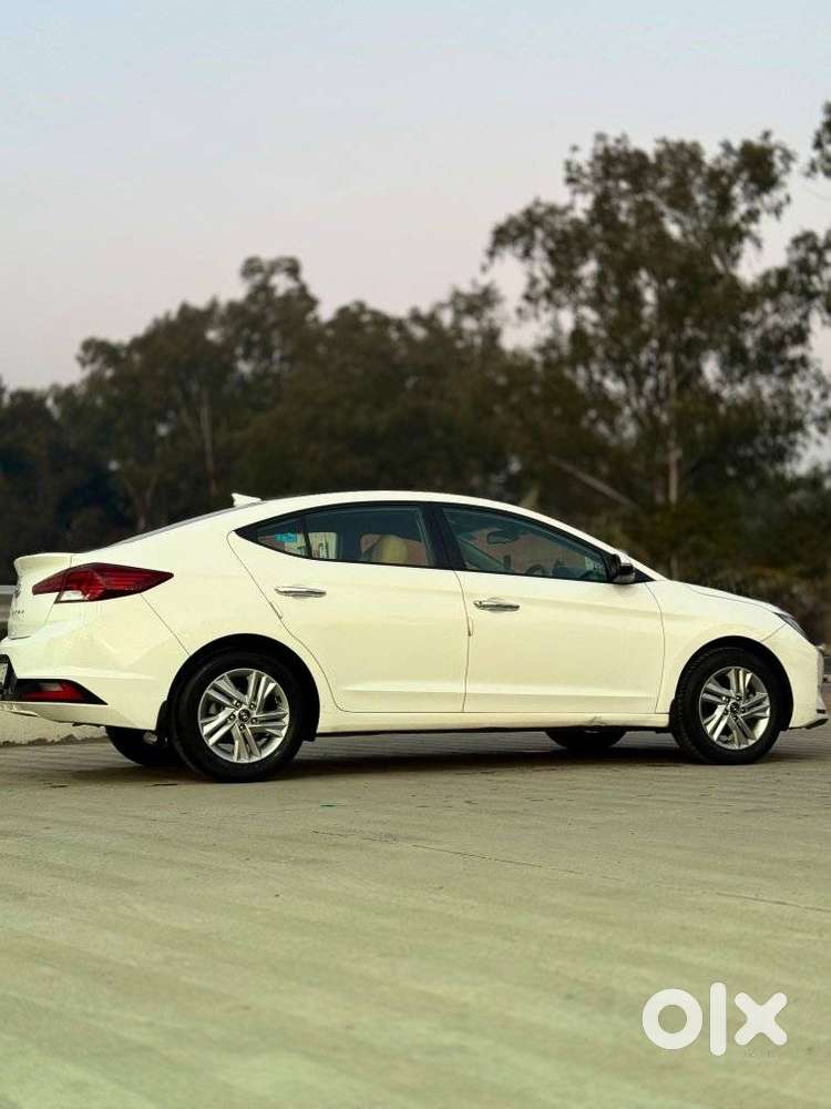 Hyundai Elantra 1.6 S, 2021, Petrol