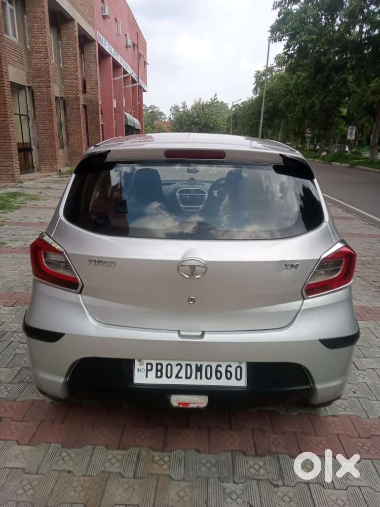 Tata Tiago 1.05 Revotorq Xz, 2016, Petrol
