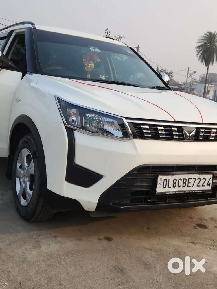 Mahindra Xuv300 2023 Petrol 440000 Km Driven
