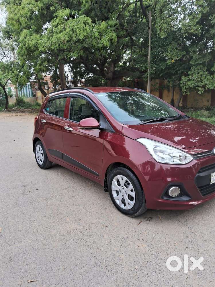 Hyundai Grand I10 2013-2016 Sportz, 2014, Petrol