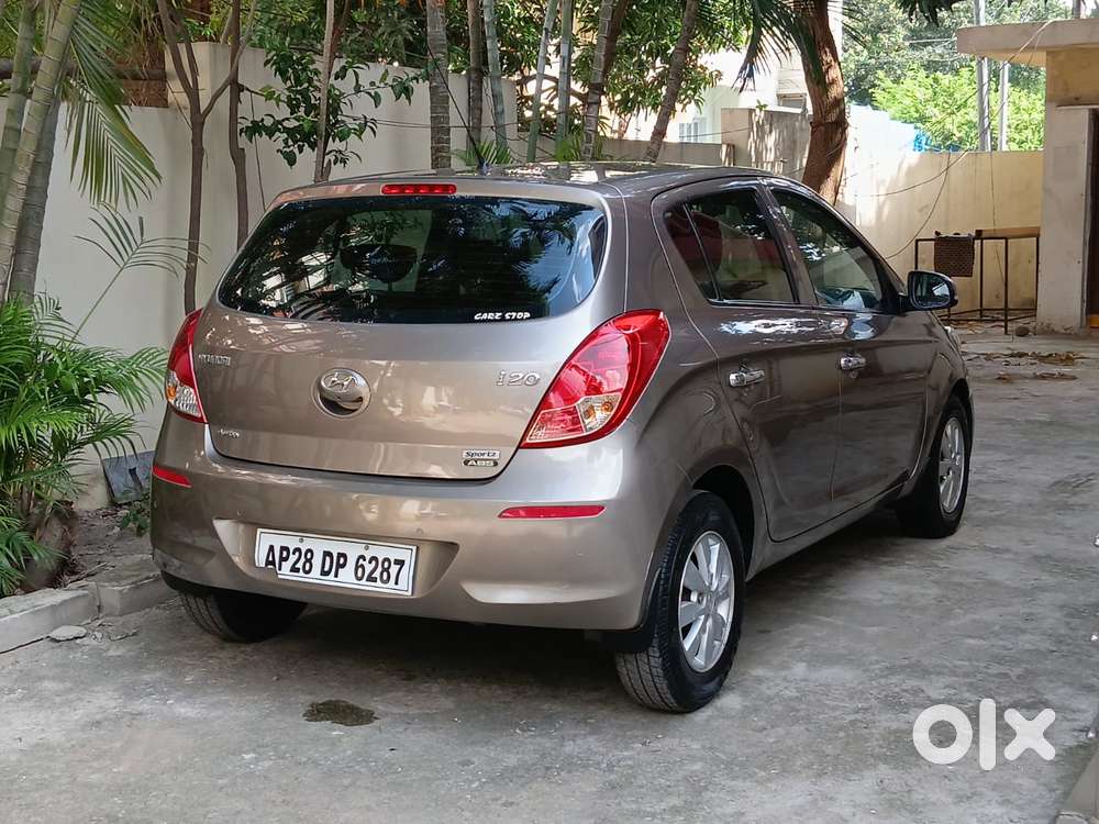 Hyundai I20 Sportz At 1.4, 2012, Petrol