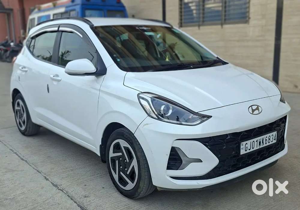 Hyundai I10 Nios Sports 2023 One Owner Pure Petrol