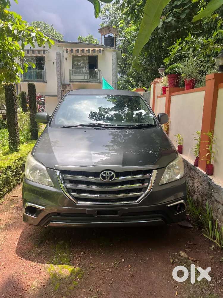 Toyota Innova Diesel 2012