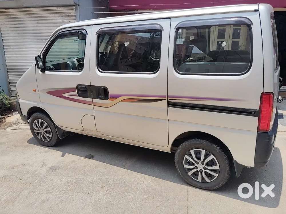 Maruti Suzuki Eeco 2011 Petrol 76000 Km Driven