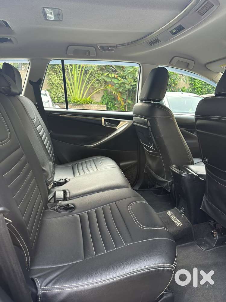 Toyota Innova Crysta 2.4 V 7 Str, 2018, Petrol