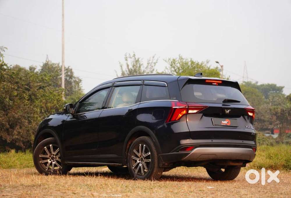 Mahindra Xuv700 2.0 Ax 7 Petrol At Luxury Pack Str, 2024, Petrol