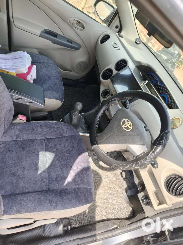 Toyota Etios Liva 2015