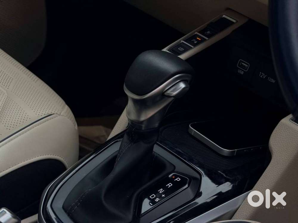 Kia Carens 1.4 Luxury Plus 6 Str, 2022, Petrol