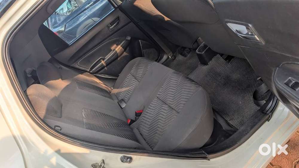 Maruti Suzuki Swift Vxi 1.2 Abs Bs-iv, 2022, Petrol