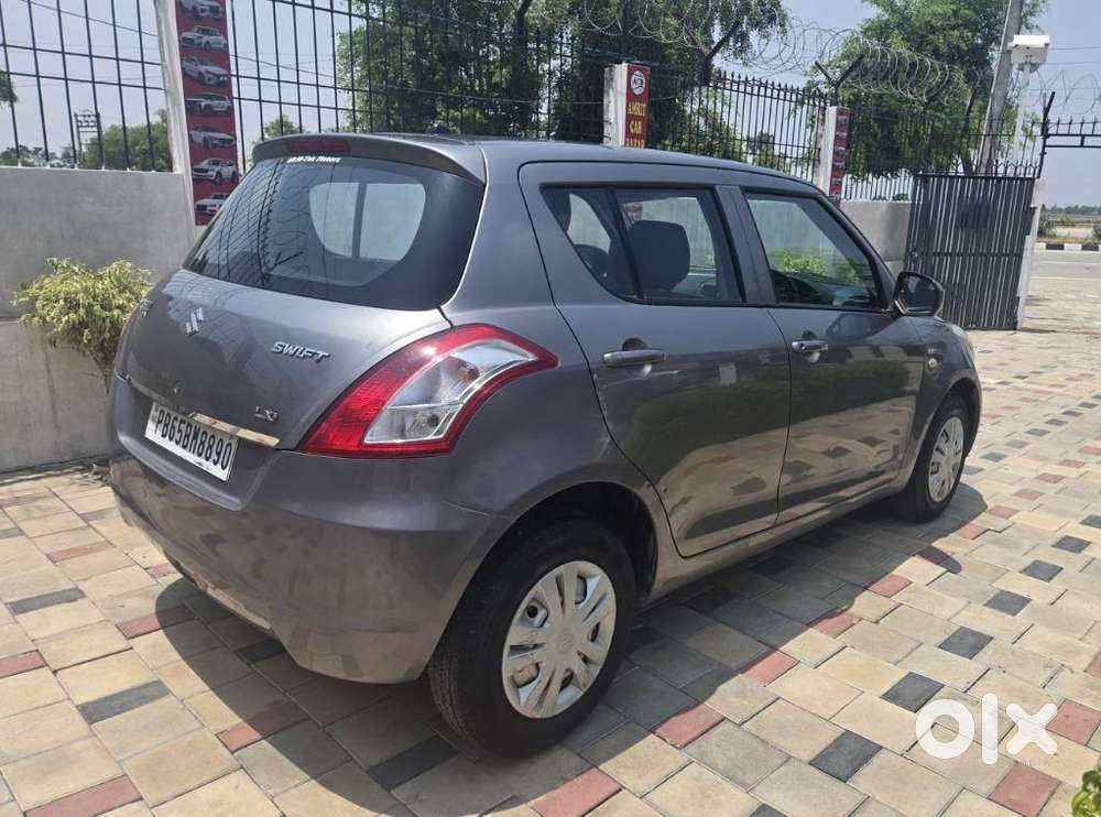 Maruti Suzuki Swift Lxi Optional-o, 2013, Petrol