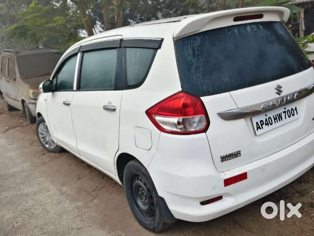 Maruti Suzuki Ertiga 2015 Diesel 130000 Km Driven