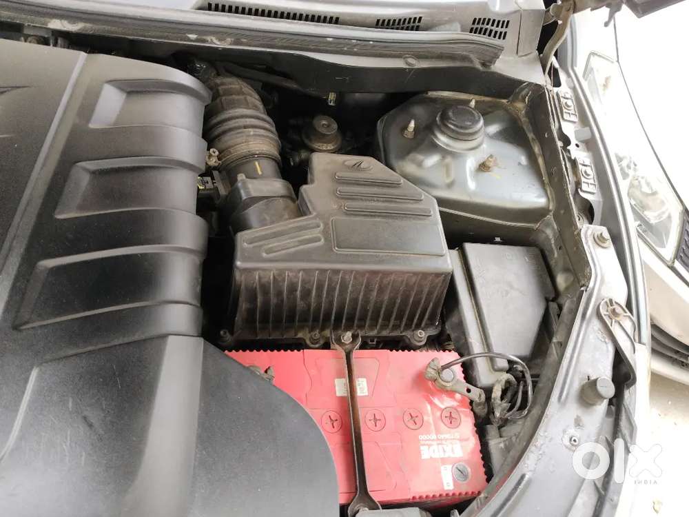 Mahindra Xuv500 2.2 W8 2014