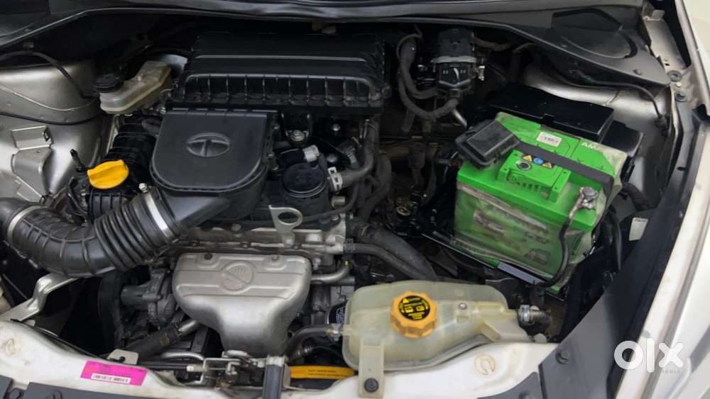 Tata Tiago 1.2 Revotron Xt, 2016, Petrol