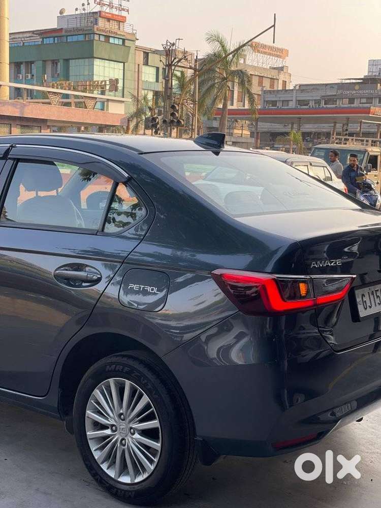 Honda Amaze 2nd Gen Vx, 2025, Petrol