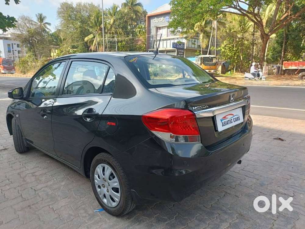 Honda Amaze S (o) I-vtec, 2015, Petrol