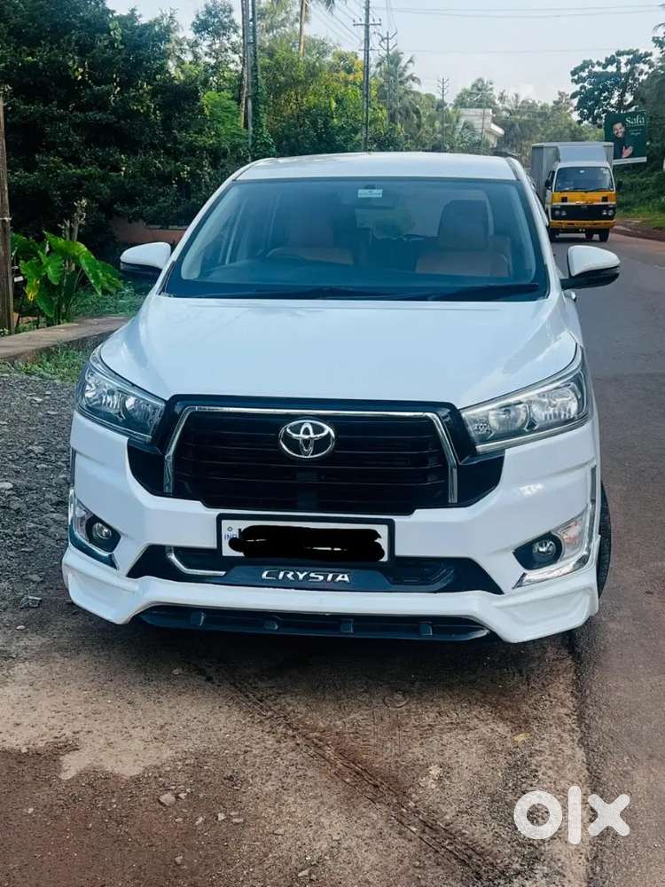 Innova Crysta 2. 4 G 2018