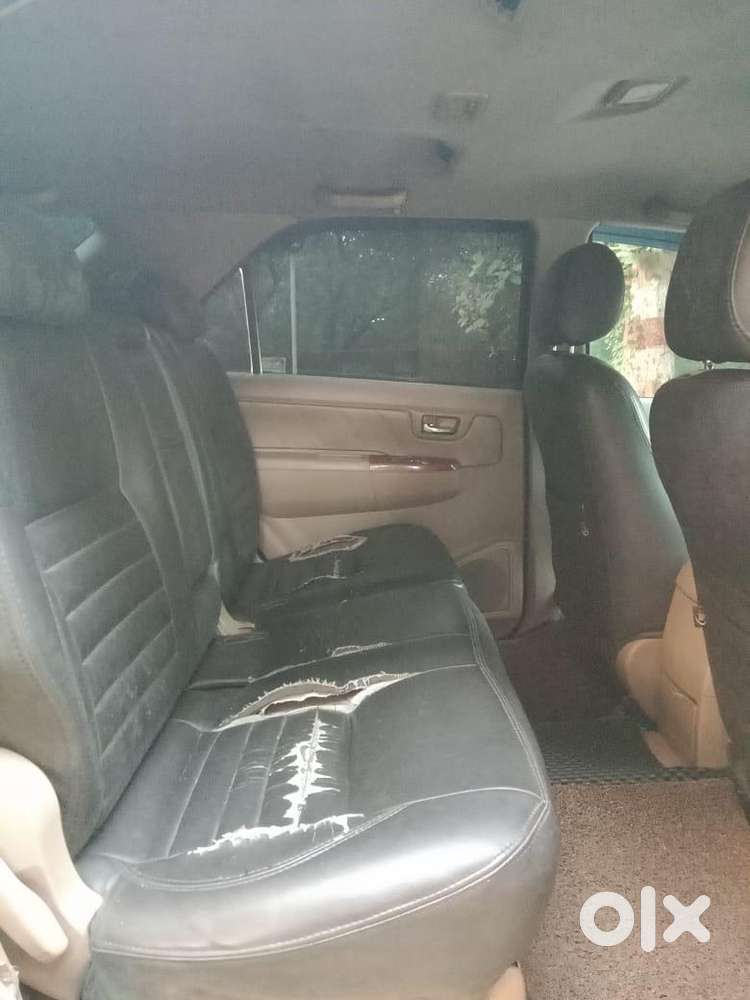 Toyota Fortuner 3.0 4x2 Mt, 2010, Diesel