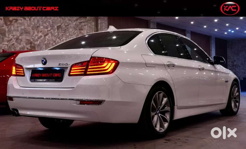 Bmw 5 Series 2.0 520i Luxury Line, 2018, Petrol