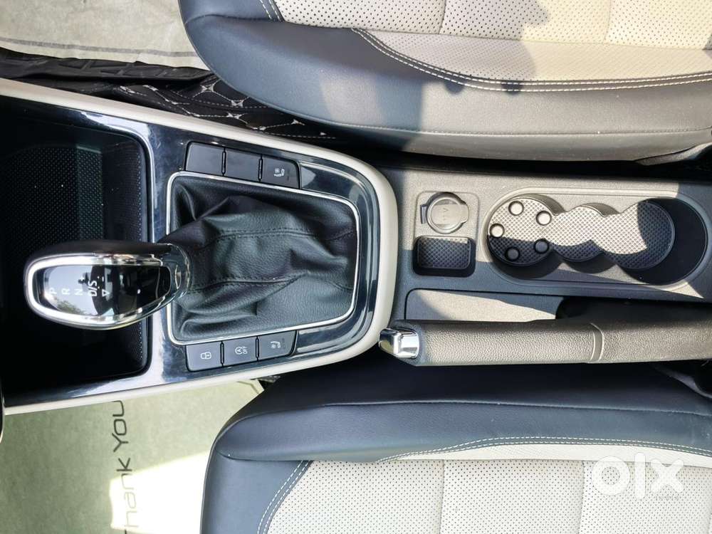 Skoda Slavia 1.5 Tsi Style At, 2022, Petrol