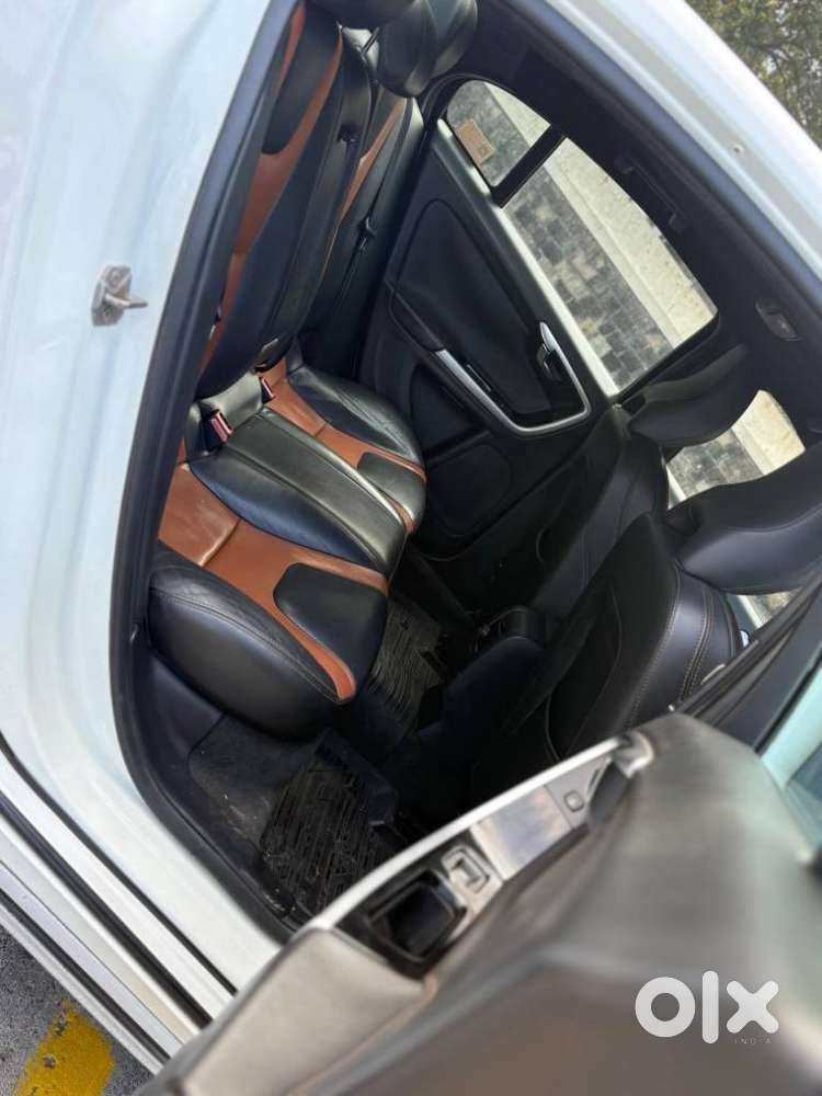 Volvo S60 Cross Country 2.4 Cross Country Inscription, 2018, Diesel