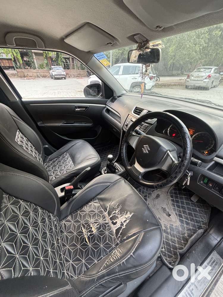 Maruti Suzuki Swift Vxi Optional, 2015, Petrol