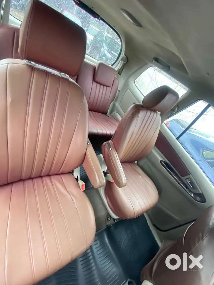 Toyota Innova 2.5 V Diesel 2013