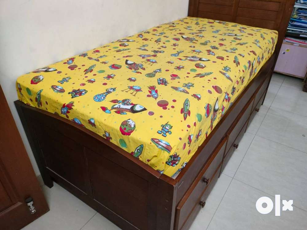 Trundle on sale bed olx