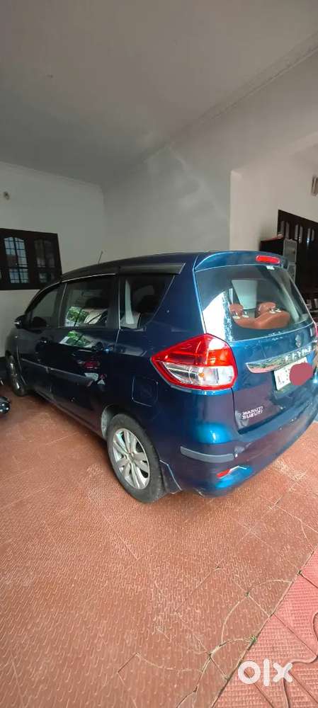 Maruti Suzuki Ertiga Vxi Automatic At