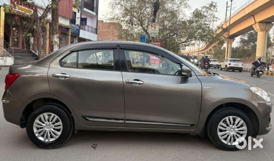 Maruti Suzuki Dzire 1.2 Vxi, 2018, Petrol