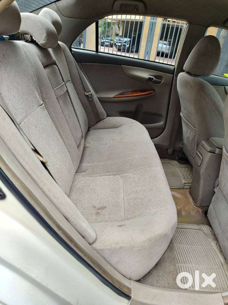 Toyota Corolla Altis G, 2010, Cng & Hybrids