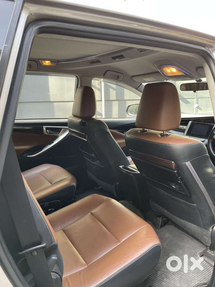 Toyota Innova Crysta 2.8 Zx At 7 Seater, 2018, Diesel