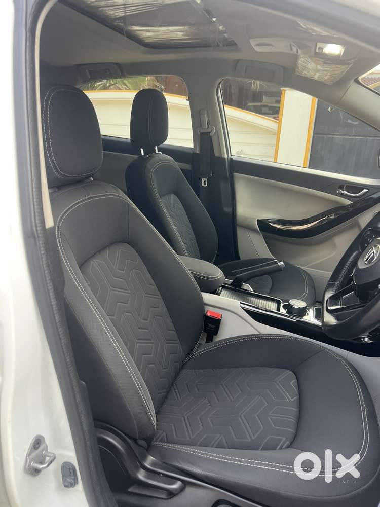 Tata Nexon Xz Plus (hs), 2023, Petrol