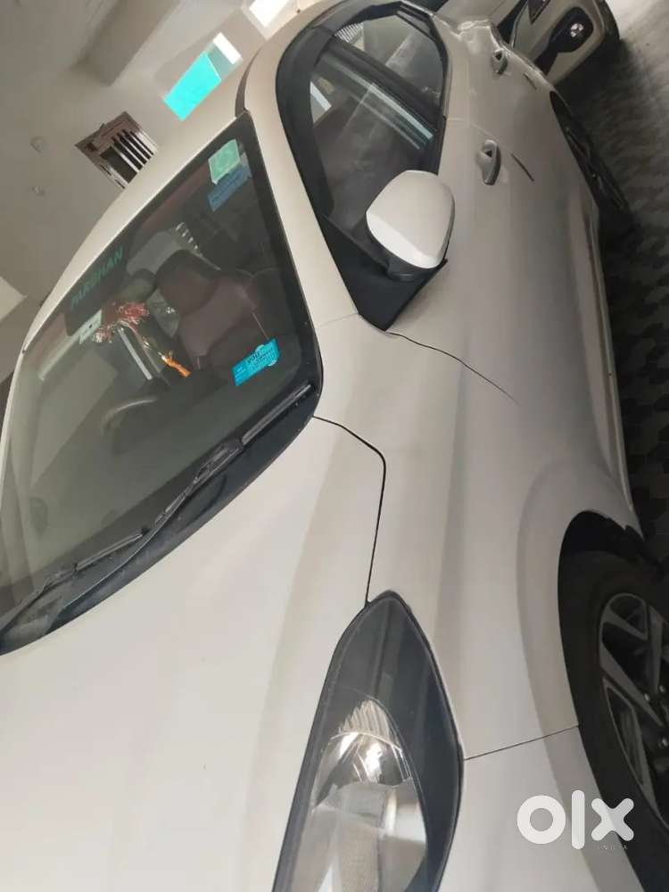 Hyundai Aura 2022 Petrol Well Maintained