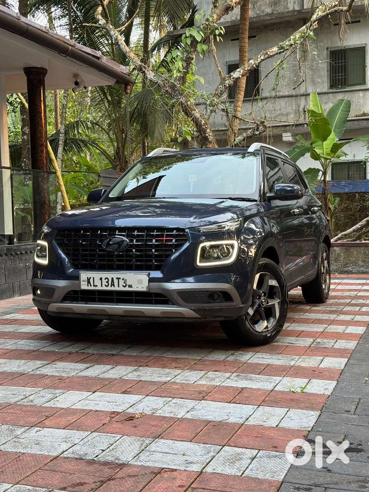 Full Option And Full Company Service Hyundai Venue Petrol Manual 2021