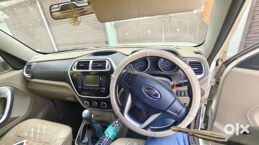 Mahindra Tuv 300 2018 Diesel 98000 Km Driven