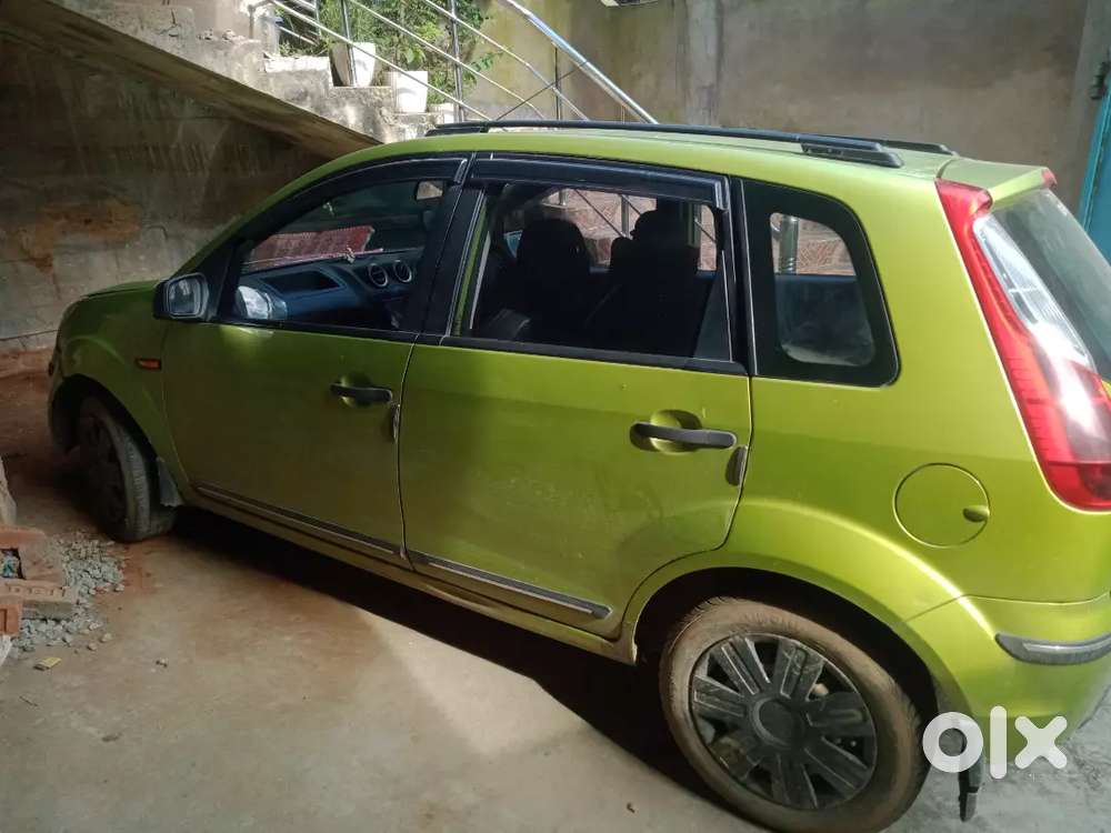 Ford Figo Petrol Exi 2010