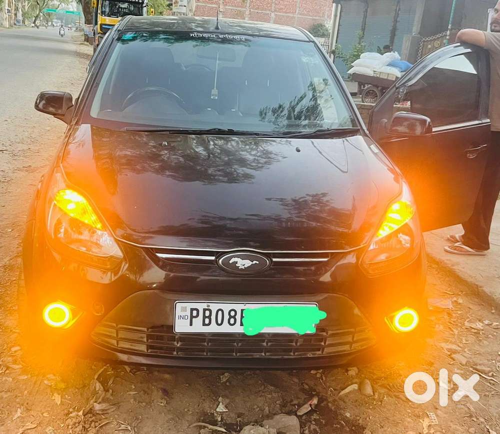 Ford Figo 1.4 Titanium 2011 Diesel Manual