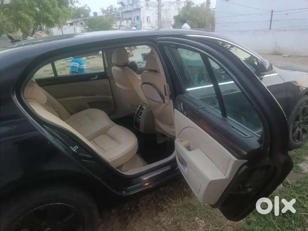 Skoda Superb 2010 Year