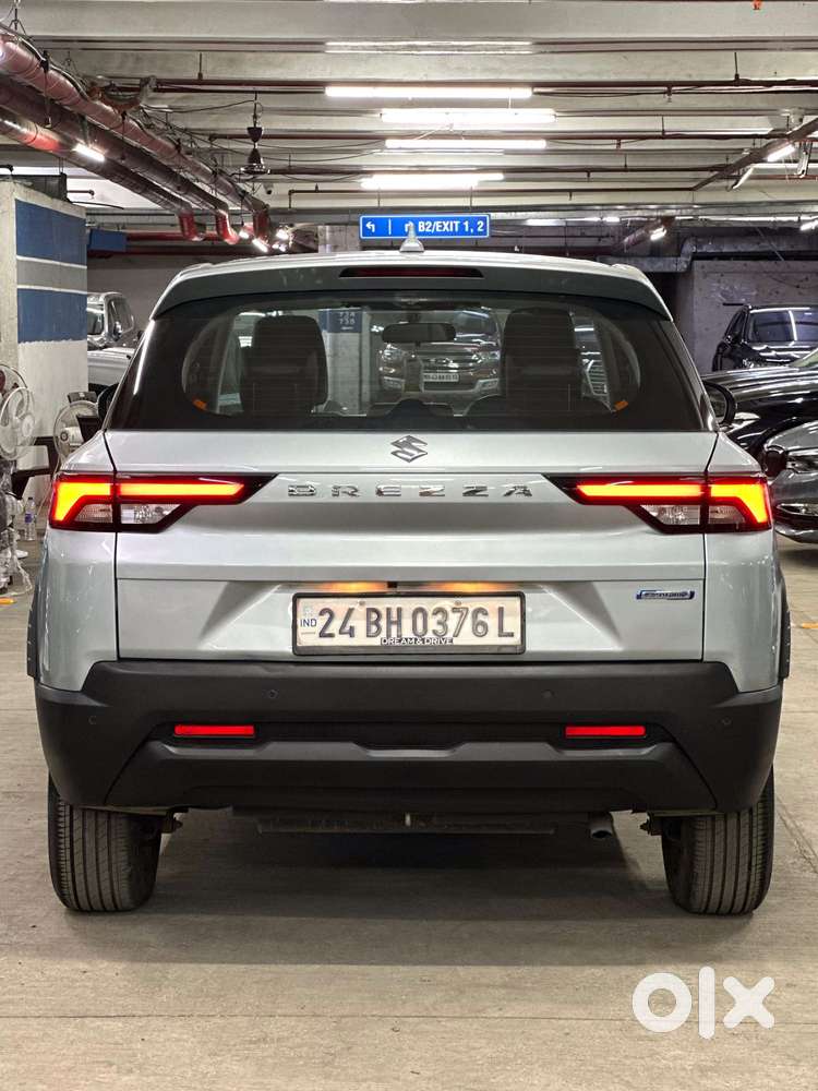 Maruti Suzuki Brezza 1.5 Vxi Smart Hybrid, 2024, Cng & Hybrids
