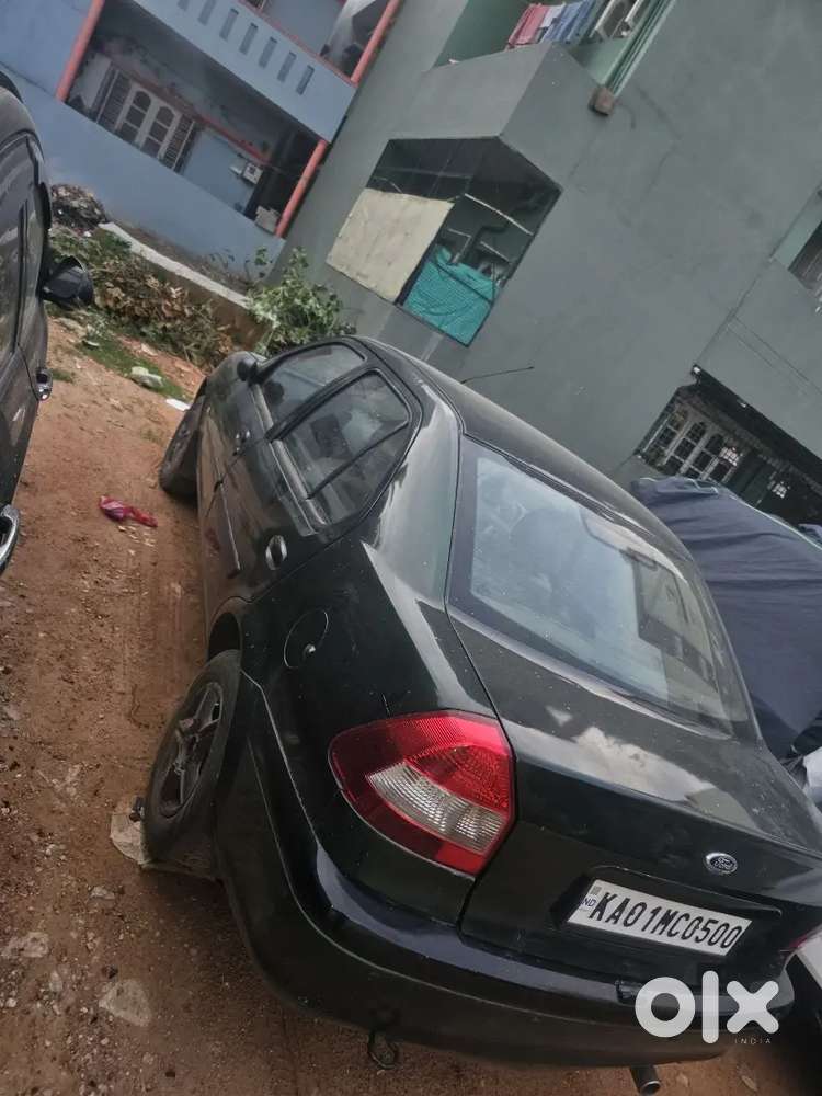 Very Urgent Sale Ikon 1.6 2001 With Fancy Number Plate Worth 1l
