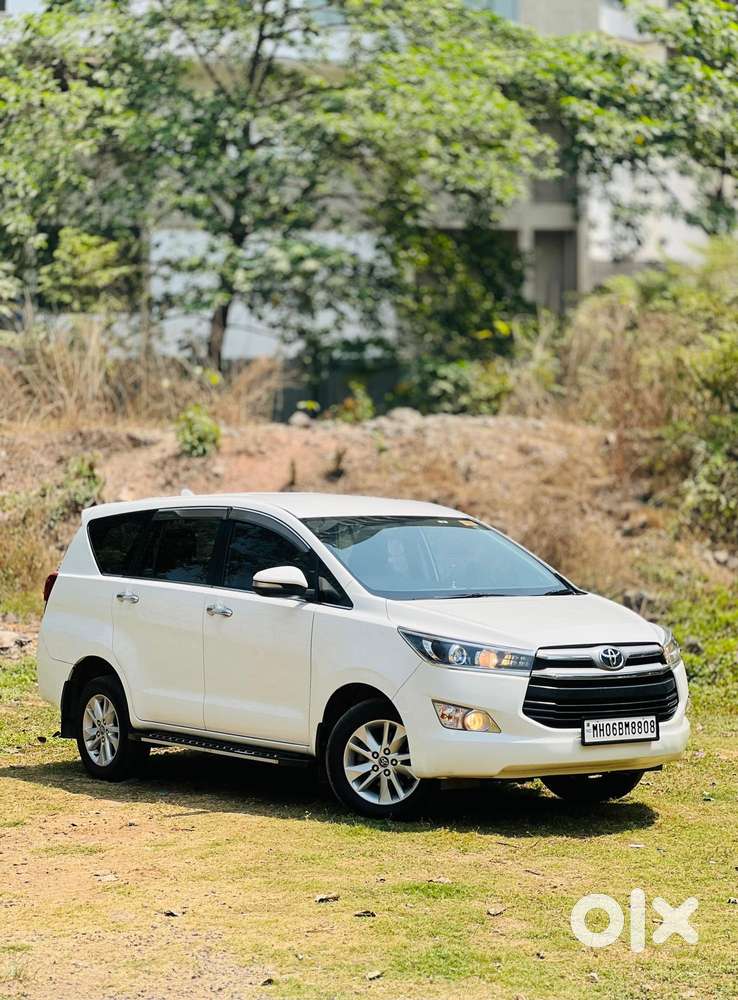 Toyota Innova Crysta 2.4 V 8 Str, 2017, Diesel