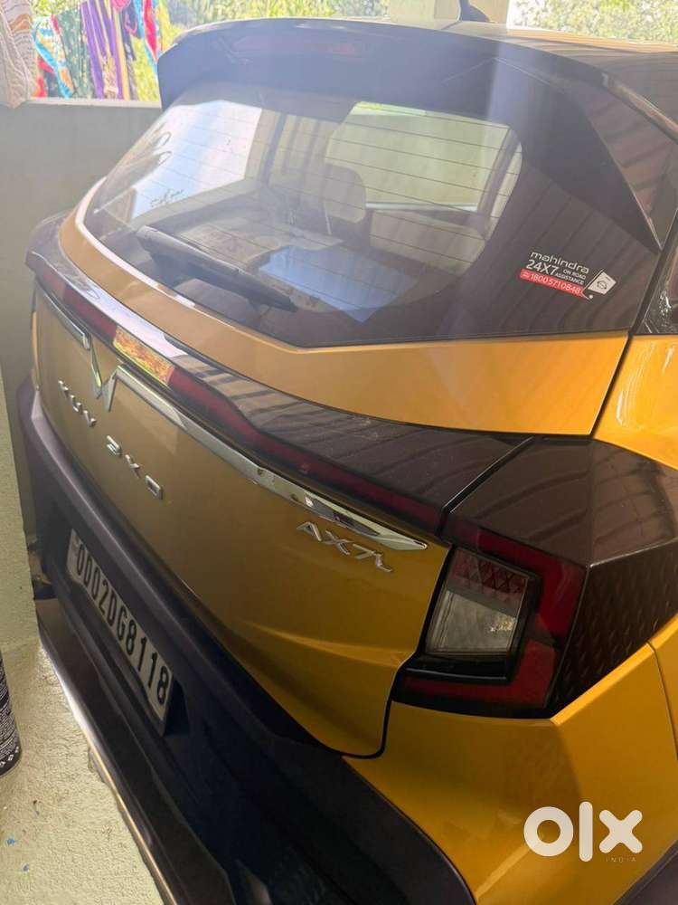 Mahindra Xuv300 Petrol 2025