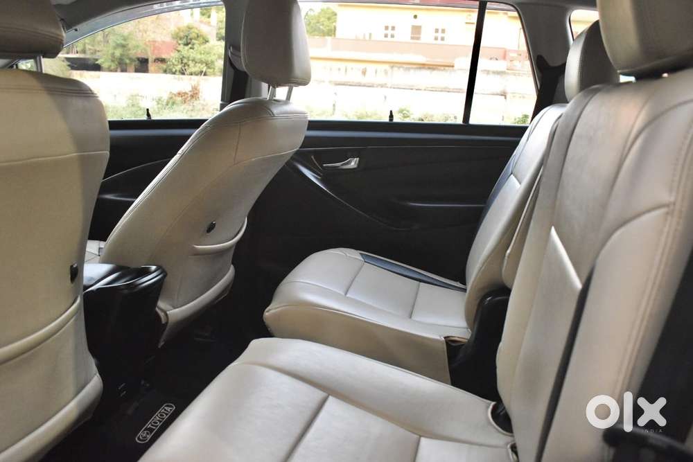 Toyota Innova Crysta [2020-ongoing] 2.7 Gx At 7 Str, 2018, Petrol