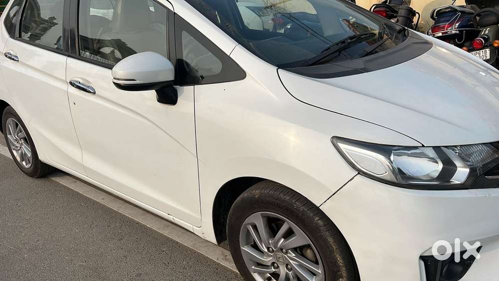 Honda Jazz Petrol 2018 Better Than Maruti Swift Fronce Baleno
